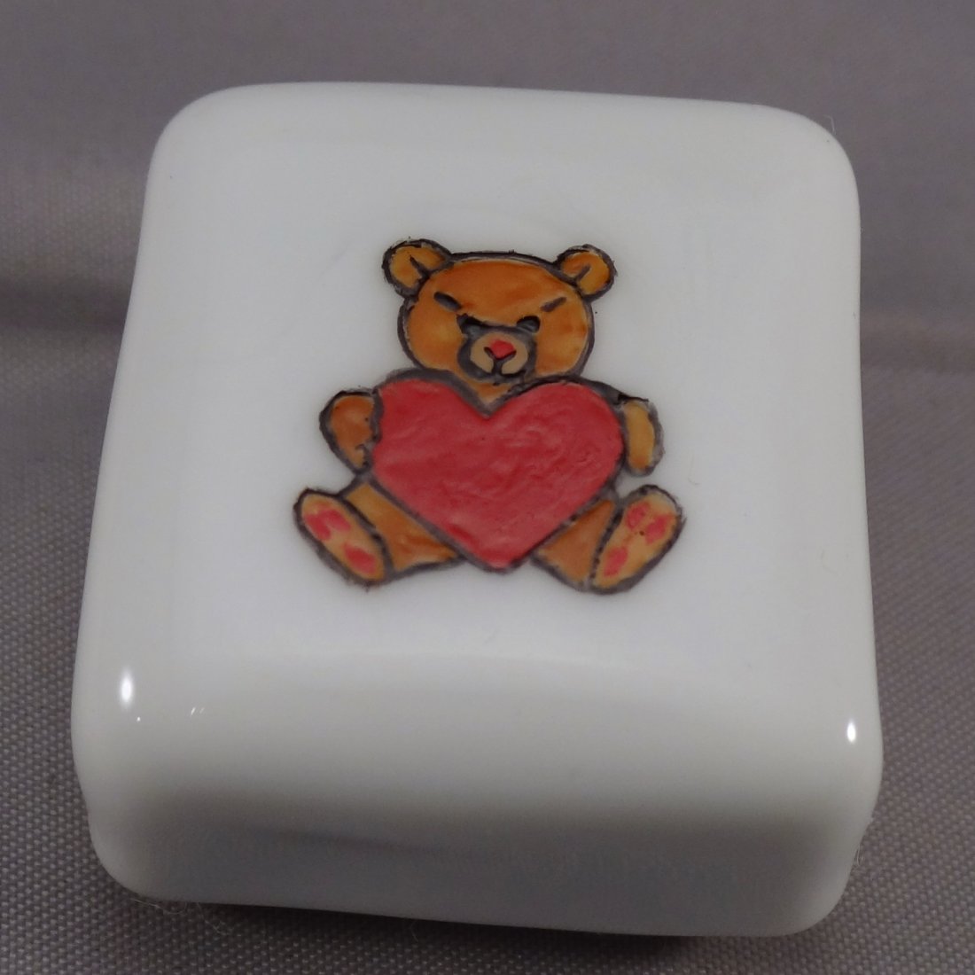 . Contemporary. Dinah Hulet. Candy. (1 of 3)