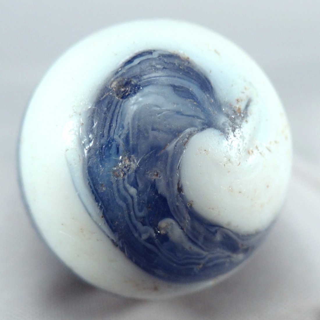 . Transitional. Ground Pontil. 31/32". NM- 8.2 (1 of 4)