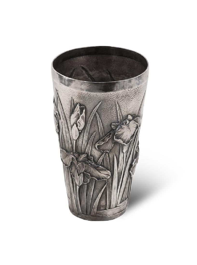 Chinesisches Exportsilber. Becher mit rundum fein (1 of 1)