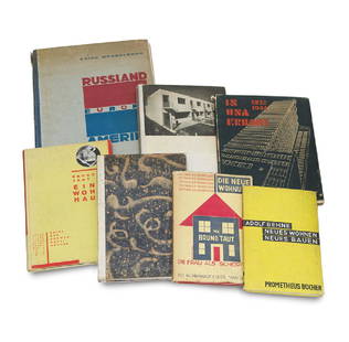 Sammlung von 8 Werken zum Bauhaus.: Bauhaus Sammlung von 8 Werken zum Bauhaus. Enthält: Bruno Taut. Ein Wohnhaus. Stuttgart, Keller & Co., 1927. - Ders. Die neue Wohnung. Die Frau als Schöpferin. Leipzig, Klinkhardt & Biermann