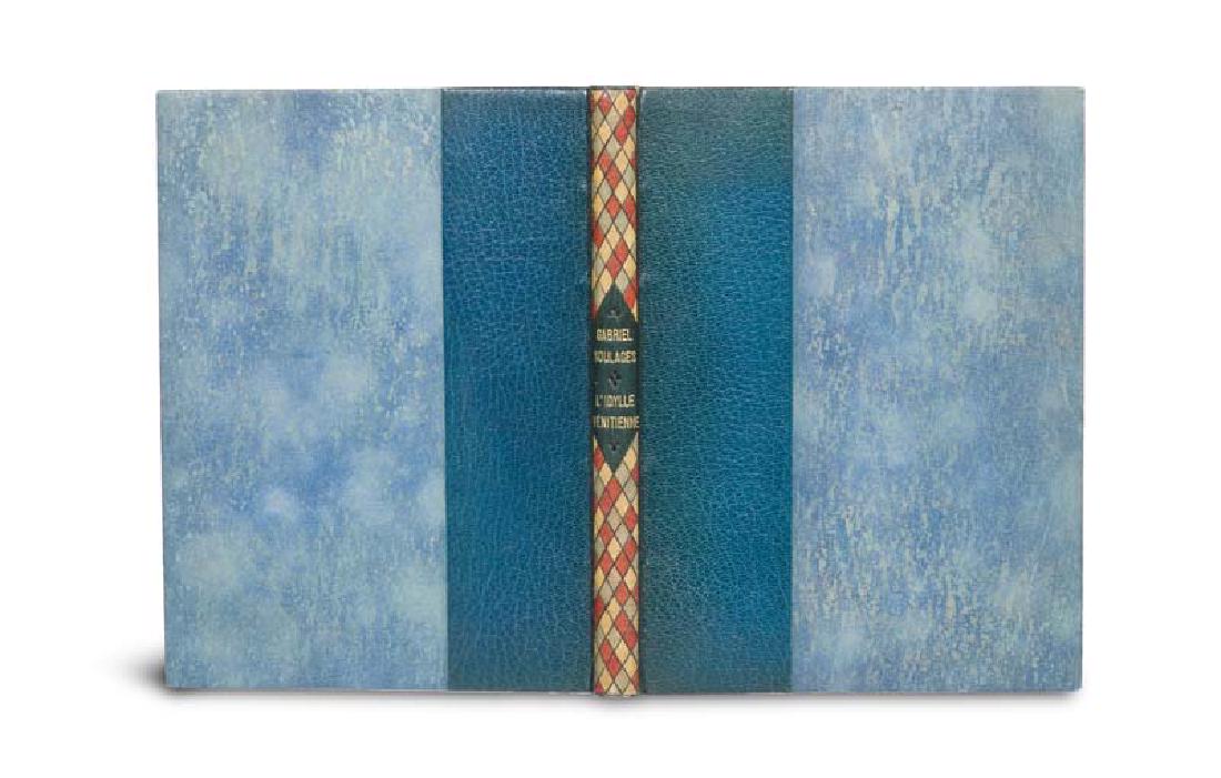 Gabriel Soulages L'Idylle vénitienne. Mit 51 tls.: Erotica Gabriel Soulages L'Idylle vénitienne. Mit 51 tls. farbigen Radierungen von William Ablett. Paris La Société des Cent Centraux Bibliophiles. 1935. 115 S. 4° Handgebundener blauer Halbmoroqu