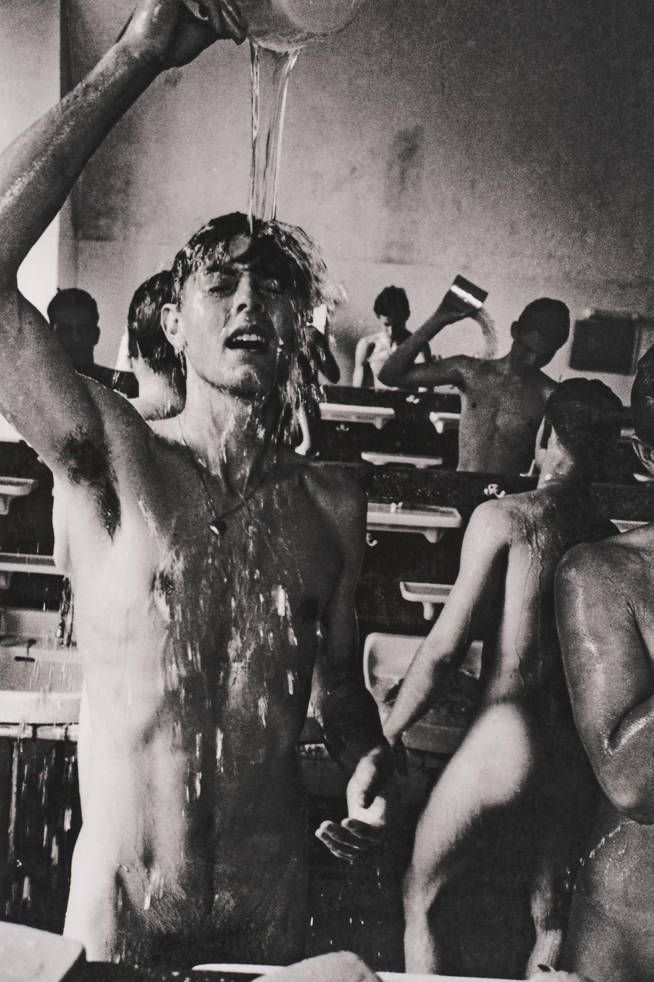 McBride, Will Set aus 5 Arbeiten aus: Aufbruch in eine (1 of 3)