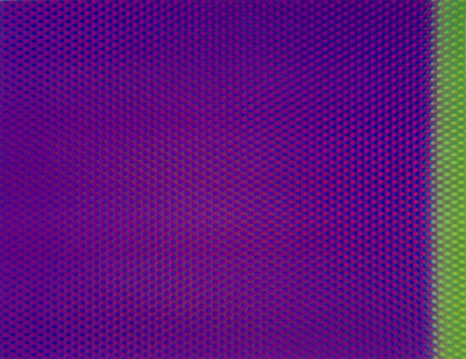 Tobias Rehberger o.T. (Farbverlauf in Grün-Lila-Pink aus "The Missing Colours" - Video still).: Rehberger, Tobias o.T. (Farbverlauf in Grün-Lila-Pink aus "The Missing Colours" - Video still). 1998. Farboffset auf Velin. 50 x 65 cm (50 x 65 cm). Verso monogrammiert und nummeriert. - Kanten u