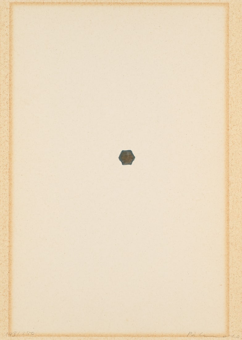 Blinky Palermo o.T. (Kleines Hexagon). Aus: Kölner Kunstmarkt. 1970. Farboffsetlithographie auf: German Post WarBlinky Palermoo.T. (Kleines Hexagon). Aus: Kölner Kunstmarkt. 1970. Farboffsetlithographie auf festem Velin. 2 x 2 cm (44,7 x 31,7 cm). Signiert, datiert und nummeriert. - Papierbe