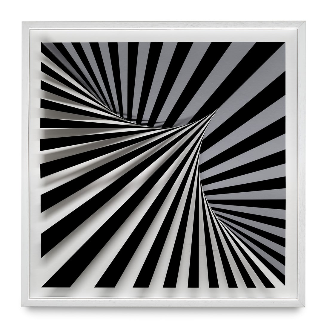 Marcello Morandini Composition 673A. 2018. 3D-Konstruktion aus Baumwollpapier und bedrucktem: Online - Modern and Contemporary ArtMarcello MorandiniComposition 673A. 2018. 3D-Konstruktion aus Baumwollpapier und bedrucktem Acrylglas. 44 x 44,5 cm. Verso signiert. Eingefasst in Holzrahmen (unge&