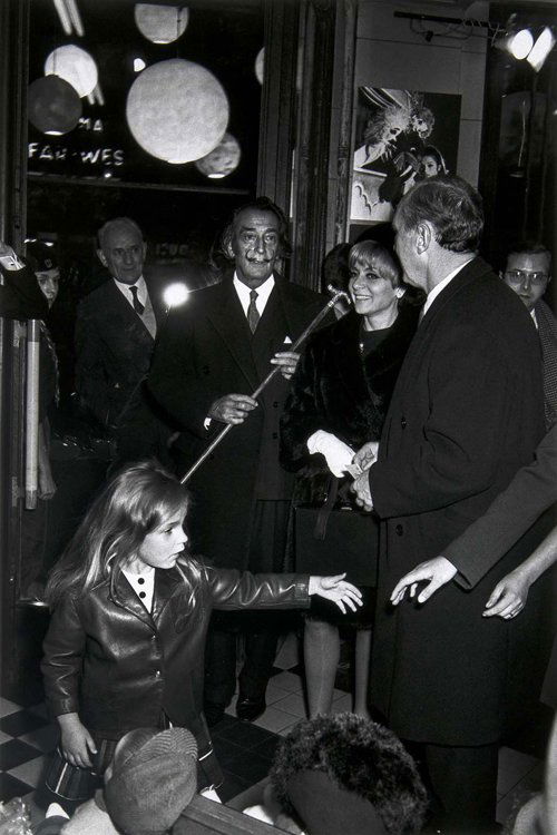 Sas, Salvador Dali, Foto: Sas, Salvador Dali, Foto - Sas, AndréExemplar 1/30. - Later print. Gelatin silver print on strong photographic paper. Signed and numbered. Verso numbered and with photographer´s stamp. - Copy 1/30.S