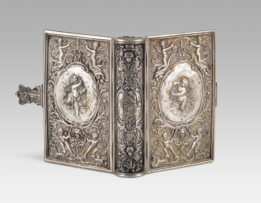Silbereinband. 18. Jh. Vermutl. Italien/Frankreich. Barocker Bucheinband aus getriebenem Silber. (1 of 1)