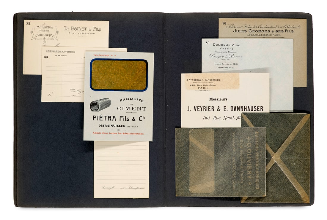 2 Musterbücher mit zahlr. lithographischen Vorlagen für Rechnungen, Quittungen,: Art Déco 2 Musterbücher mit zahlr. lithographischen Vorlagen für Rechnungen, Quittungen, Briefumschläge, Warenetiketten, Bücherschilder, Trauer-, Firmen- u. Visitenkarten etc.
