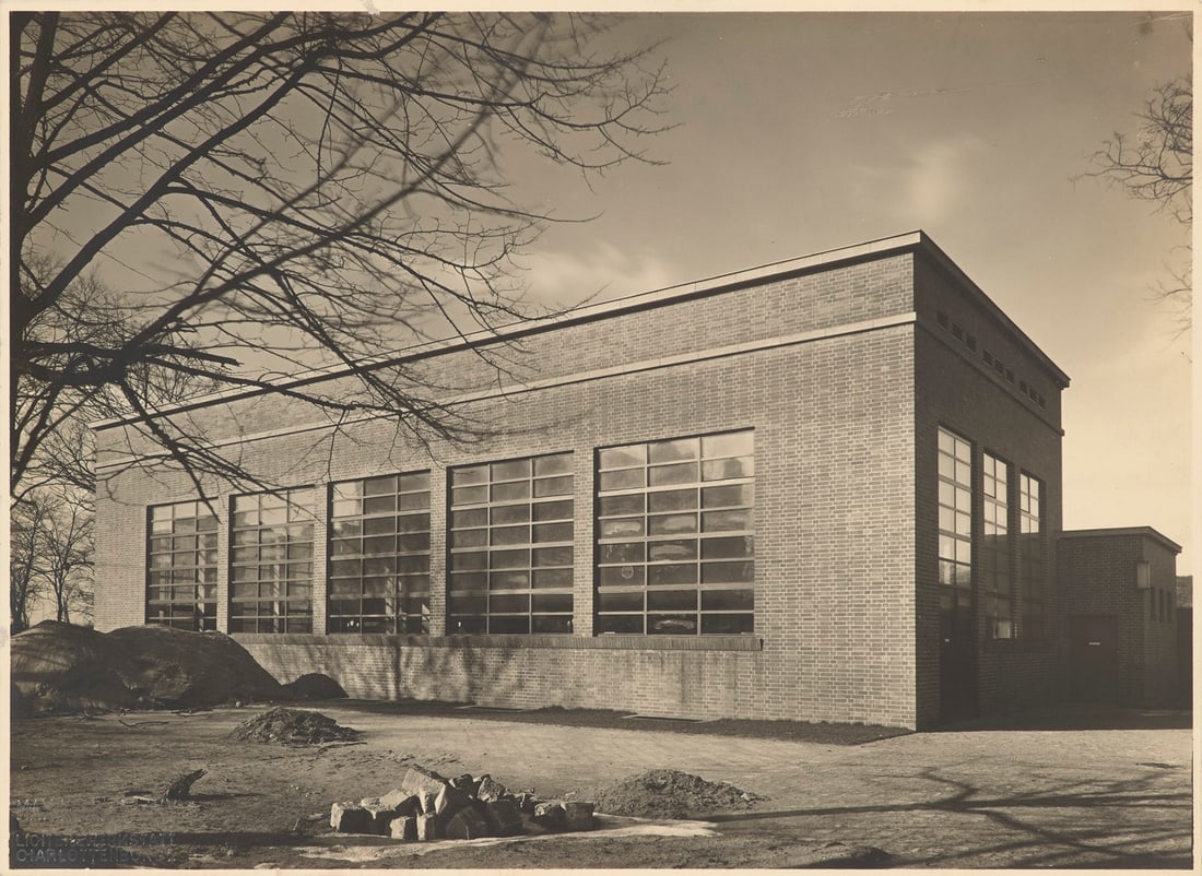 Krajewsky, Max Turbinenhalle, Berlin. 1920er-Jahre. Vintage, Silbergelatine. 17 x 23 cm. Recto mit (1 of 1)
