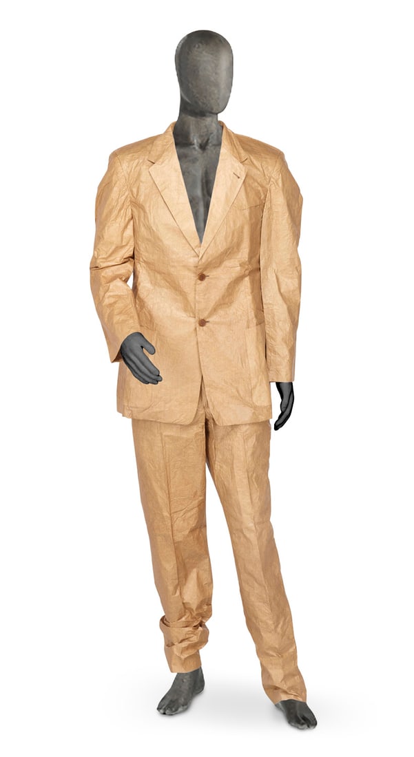 James Rosenquist Paper Suit. 1998 Papieranzug aus Dupont Tyvek. Höhe ca. 180,0 cm x 85 x 0,5 (1 of 1)