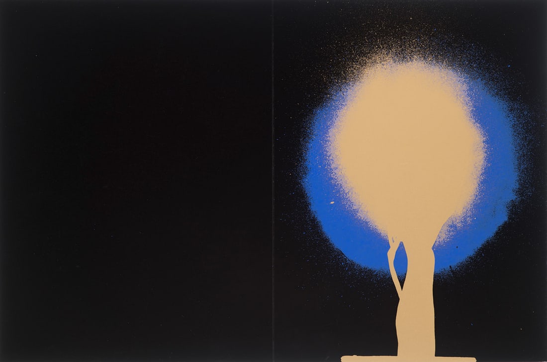Otto Piene Elmsfeuer. 1975/1977. Serigraphie in Gold und Blau auf schwarzem Karton (Doppelblatt mit: ZEROOtto PieneElmsfeuer. 1975/1977. Serigraphie in Gold und Blau auf schwarzem Karton (Doppelblatt mit Mittelfalz). 29,2 x 22 cm. - Ränder dezent berieben. Insgesamt sehr gut. Prachtvoller und sa