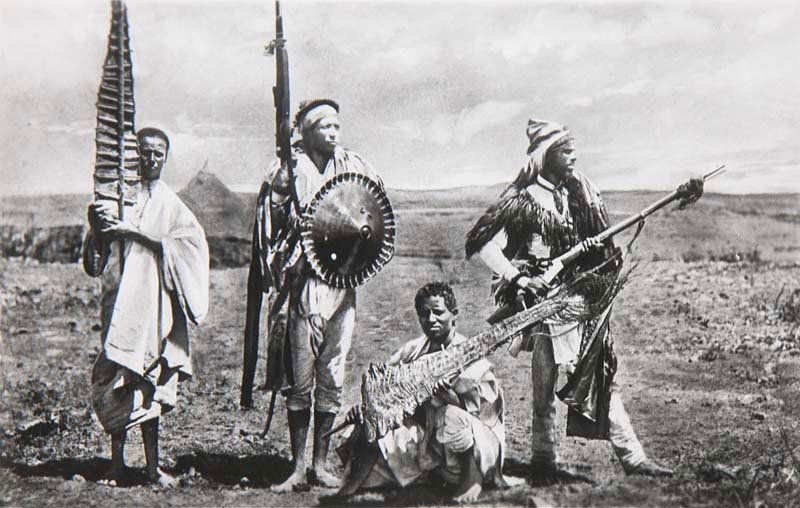 Sammlung von 8 OPhotographien u.a. von (1 of 1)