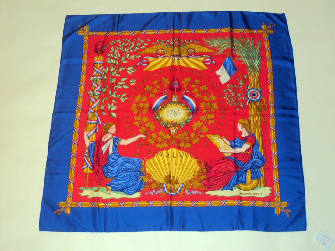 HERMES Paris "1789 Liberté Egalité Fraternité" by Joach: HERMES Paris "1789 Liberté Egalité Fraternité" by Joachim Metz Red silk scarf (very good condition) Carré en soie rouge (très bon état)