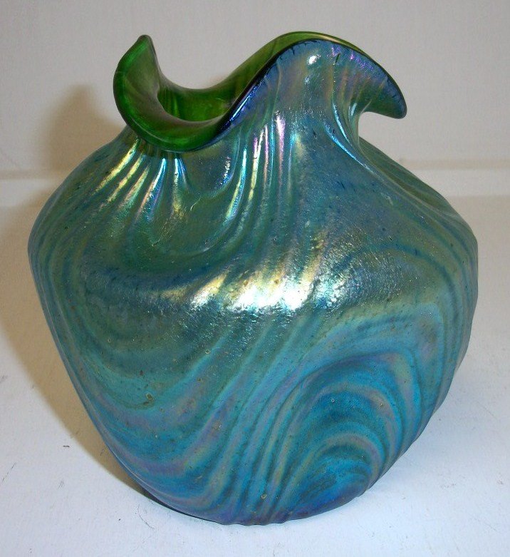 Loetz Art Glass vase: 5 1/2" tall iridescent silver and green huges with pinched sides superb polished pontil unsigned attr to Loetz