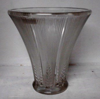 Rene Lalique pis Vase: 6 1/2" tall R. Lalique Epis or Wheat vase. Signed with a block acid signature on base R. Lalique France.