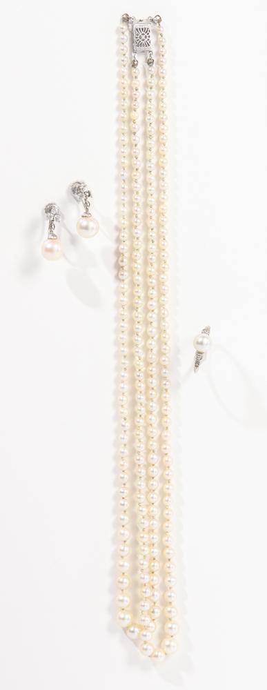 3 ITEMS WHITE PEARL JEWELRY: CHOKER, RING & EARRINGS (1 of 1)