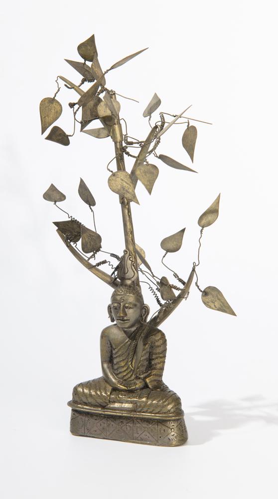 SRI LANKAN SILVER METAL FIGURE OF BUDDHA WITH MONEY (1 of 1)