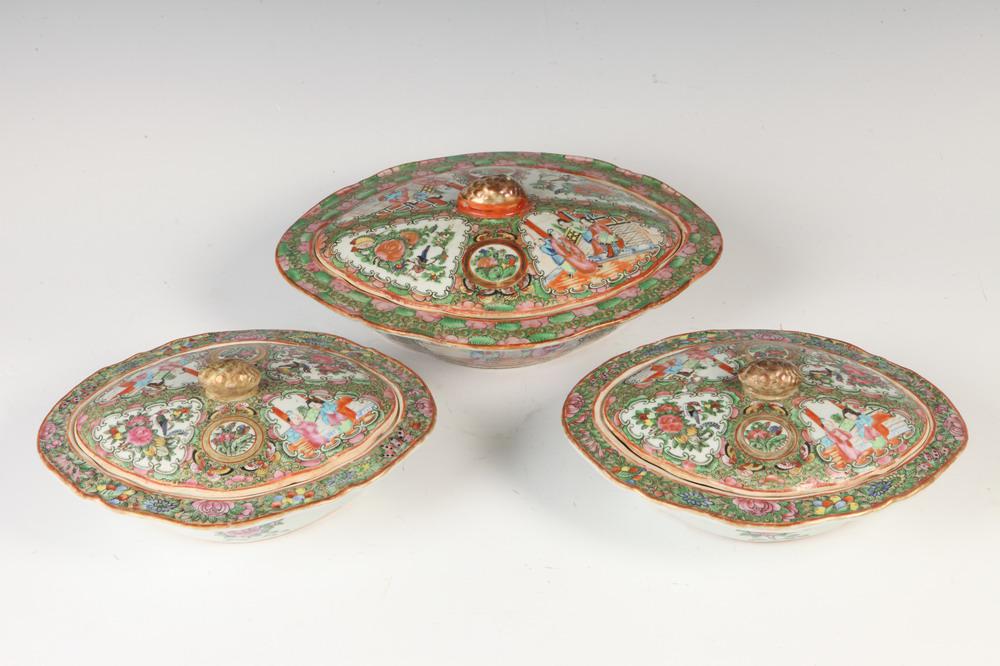 PAIR CHINESE ROSE MEDALLION SHAPED LOZENGE-FROM LIFT-TOP SERVING DISHES WITH ONE LARGER CONFORMING (1 of 1)