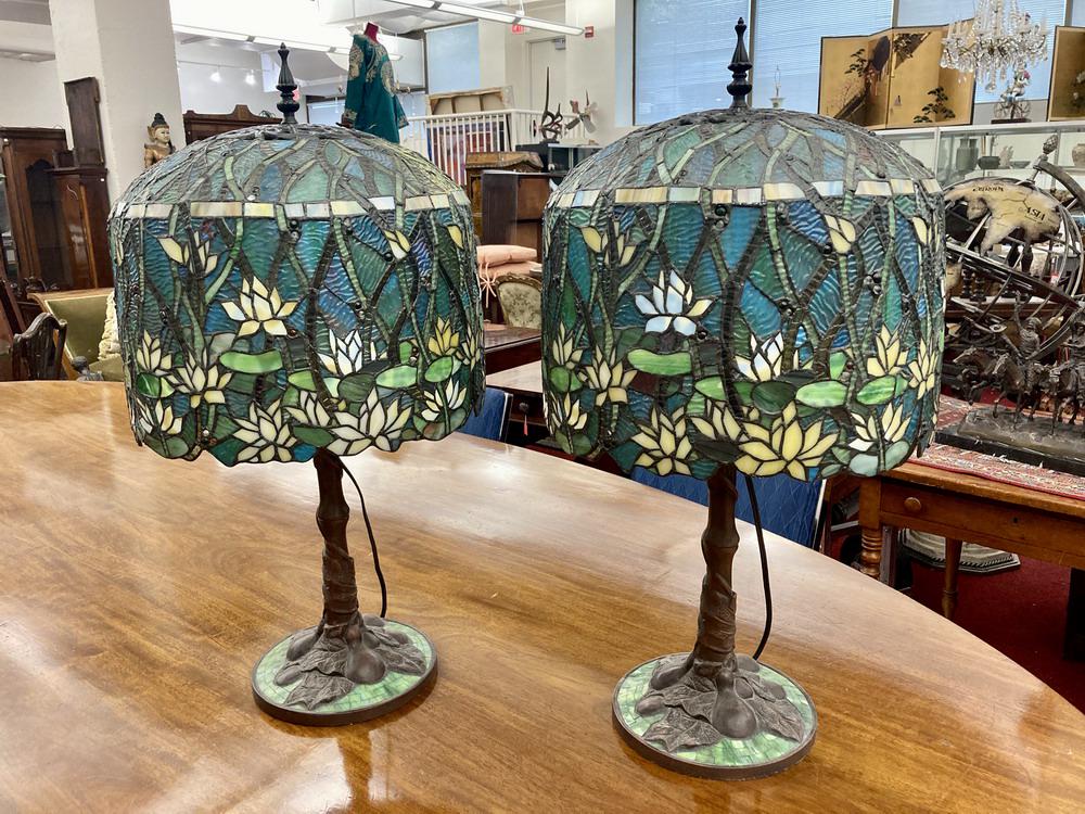 PAIR TIFFANY TYPE FLORAL-DESIGN ART GLASS TABLE LAMPS.     Deep circular shades with flwoer in (1 of 7)