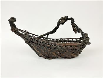 JAPANESE BOAT-FORM IKEBANA BASKET.: JAPANESE BOAT FORM BASKET. Approx: L: 18"; H: 9.5"; W: 7".