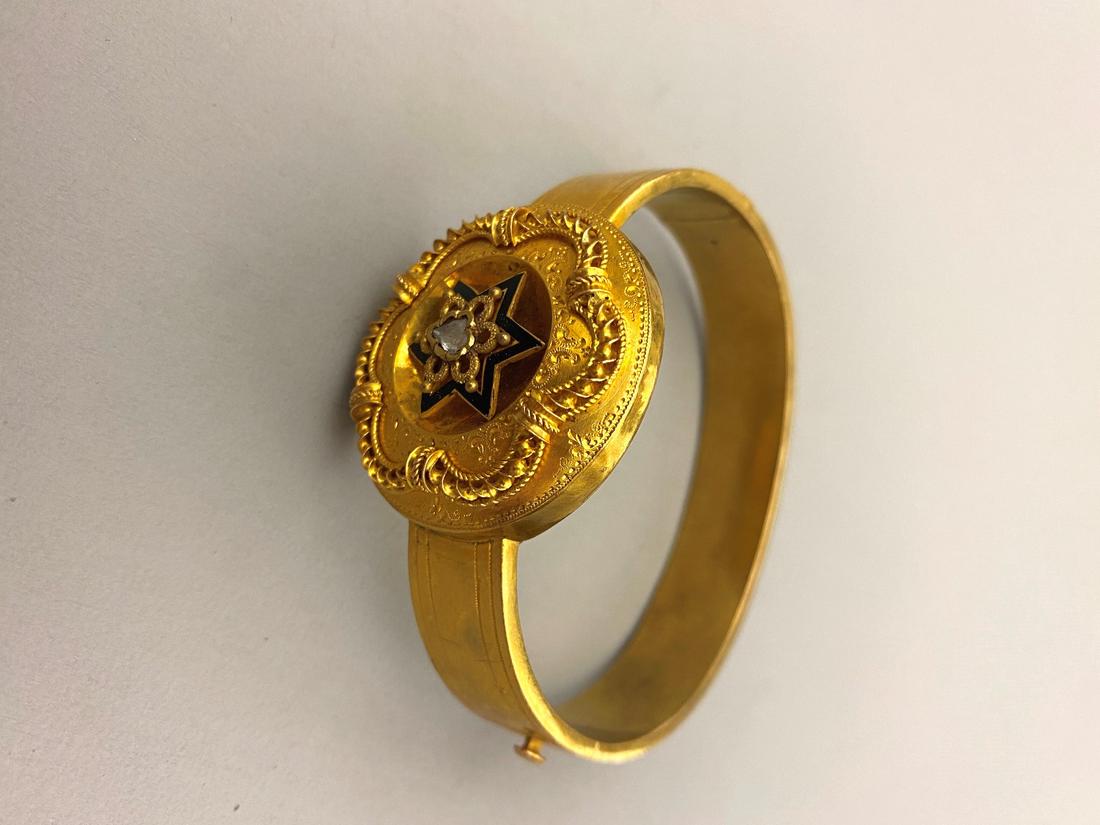 MID-19TH CENTURY CONTINENTAL 14K YELLOW GOLD, BLACK ENAMEL AND ROSE CUT DIAMOND HINGED OVAL CUFF (1 of 5)