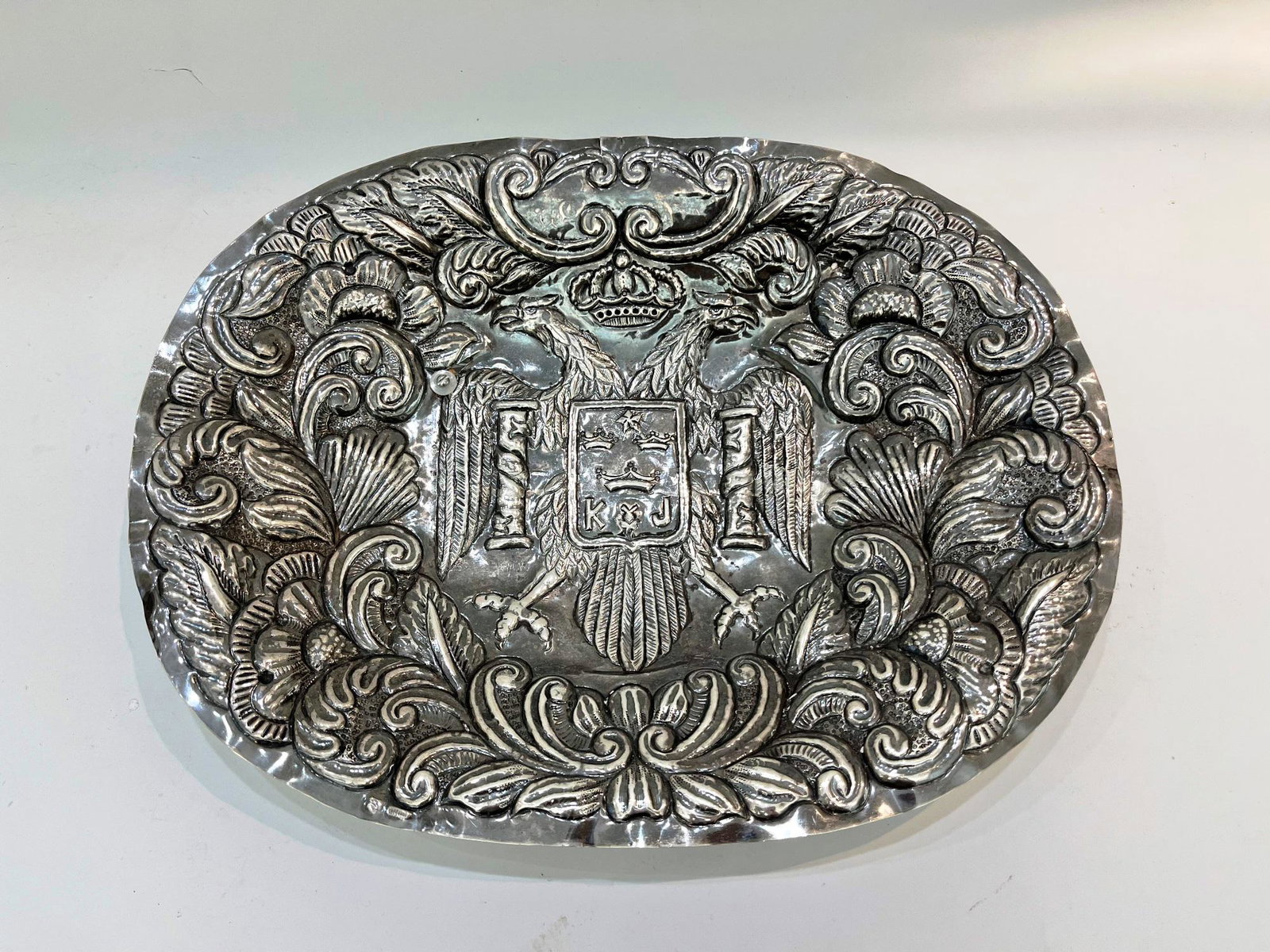 PERUVIAN SILVER (900-FINE) REPOUSSE OBLONG FOOTED PLATTER, - 16 5/8 in. x 12 5/8 in. Wt. 20.4 troy (1 of 6)