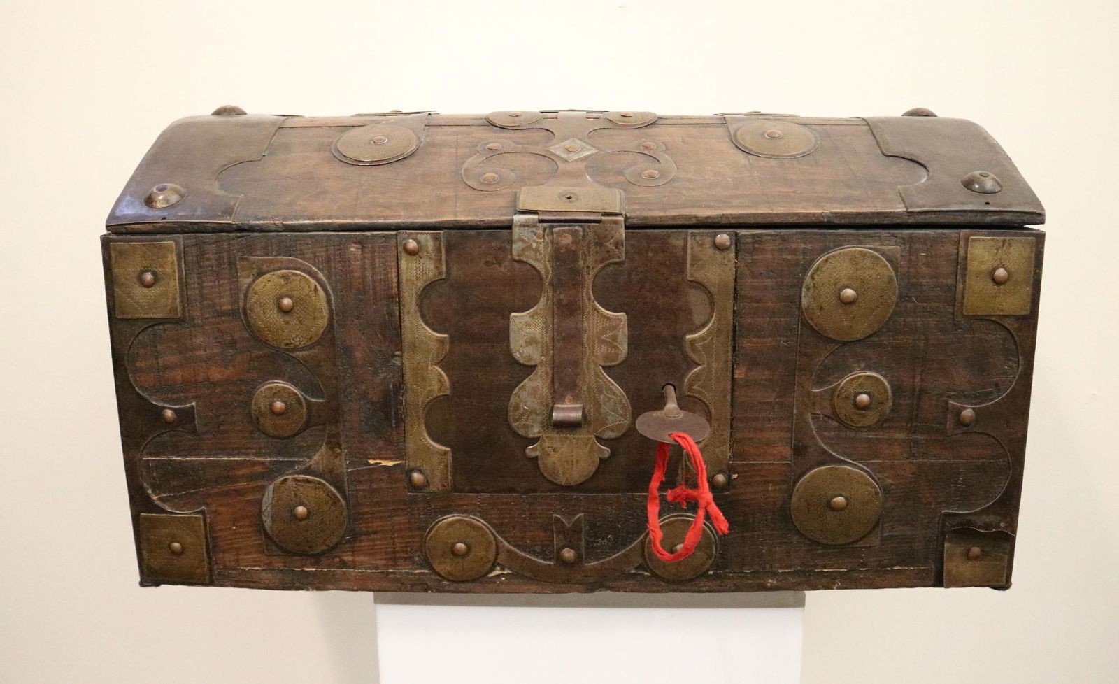 LARGE MAURITIAN WOODEN CHEST WITH ORNAMENTED BRASS FITTINGS, Mid-to-late 20th century. - Height: (1 of 11)