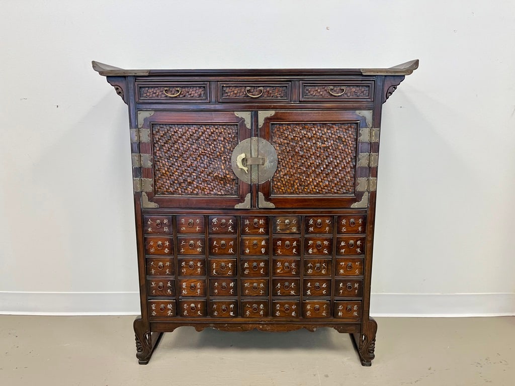 KOREAN MEDICINE CABINET. late 19th-early 20th century. - H: 39 in.; W: 37 in.; D; 12in. (1 of 19)