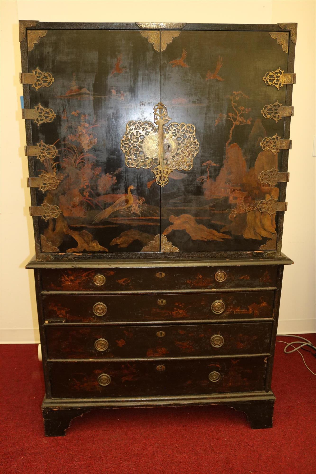 ENGLISH JAPANNED CHEST-ON-CHEST WITH CUT BRASS MOUNTS , 19th century. - H: 66"; W: 40"; D: 24". (1 of 20)