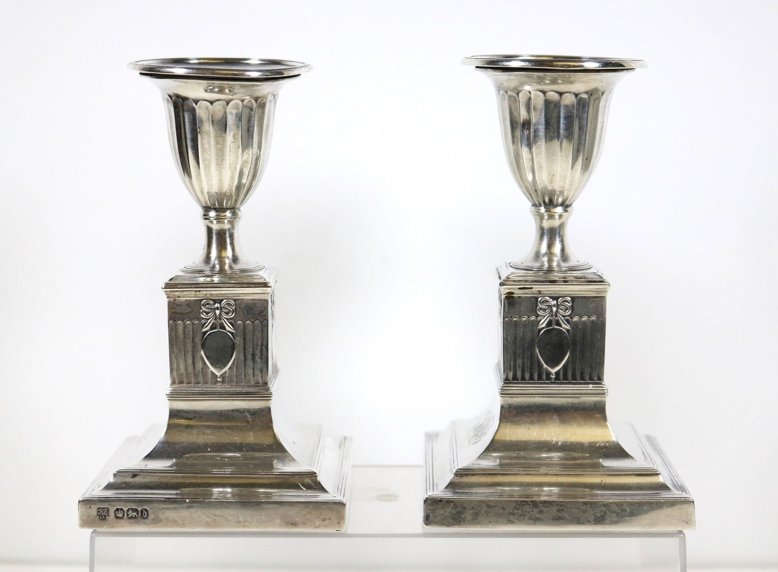 PAIR ENGLISH EDWARDIAN NEOCLASSICAL WEIGHTED STERLING CANDLESTICKS. - Height: 5 1/4". (1 of 14)