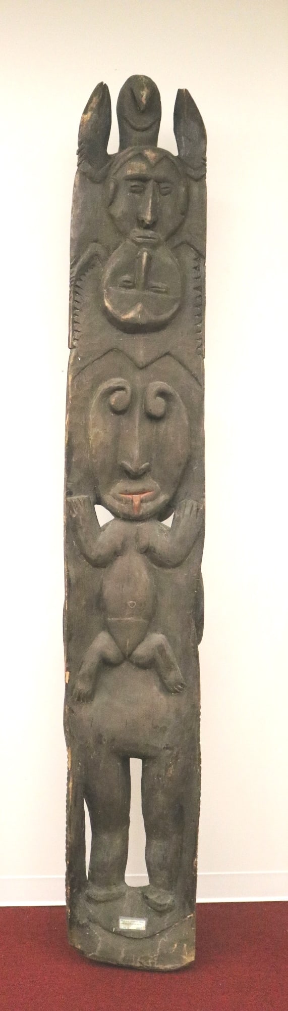 NEW GUINEA CARVED ANCESTRAL FIGURE WAMBANGI SEPIK RIVER, Mid-to-early 20th Century. - Length: 105 (1 of 15)