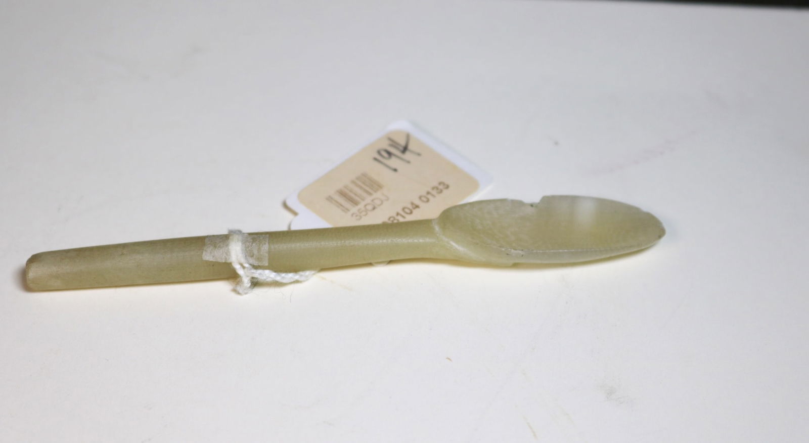 ANCIENT EGYPT FINELY CARVED ALABASTER COSMETIC SPOON, Late Period (525-343 BC). - Length: 5 inches. (1 of 20)