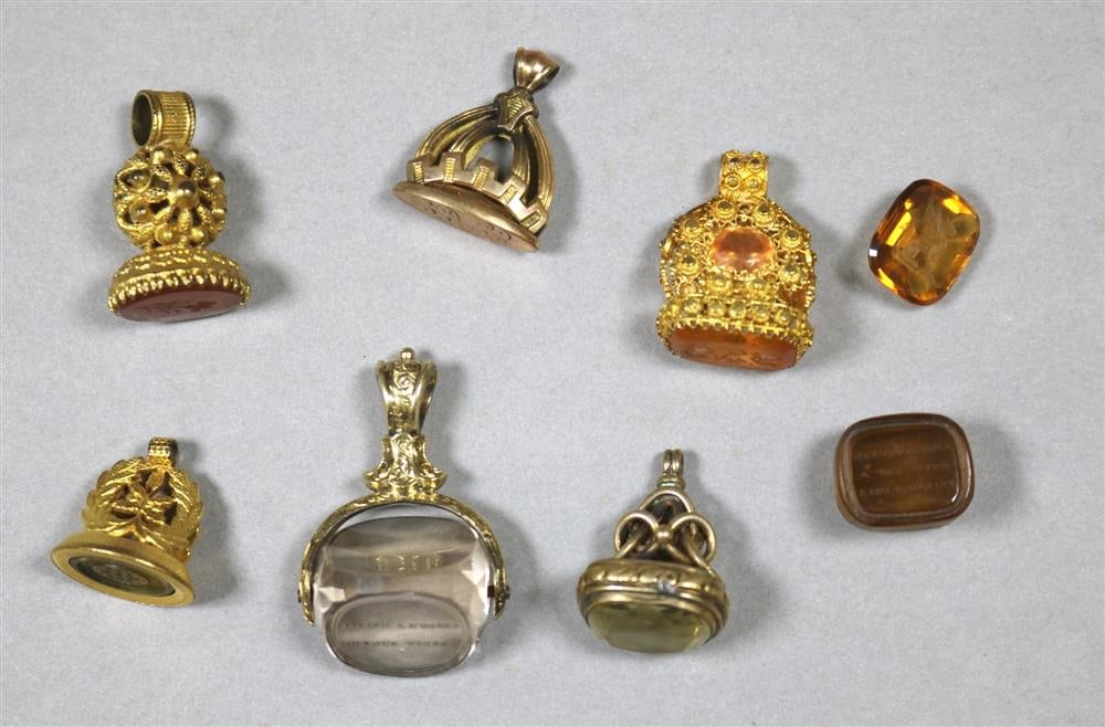 GROUP SIX ASSORTED FOB SEALS WITH GOLD-PLATED MOUNTS, AND TWO UNMOUNTED INTAGLIO-CUT HARDSTONE (1 of 17)