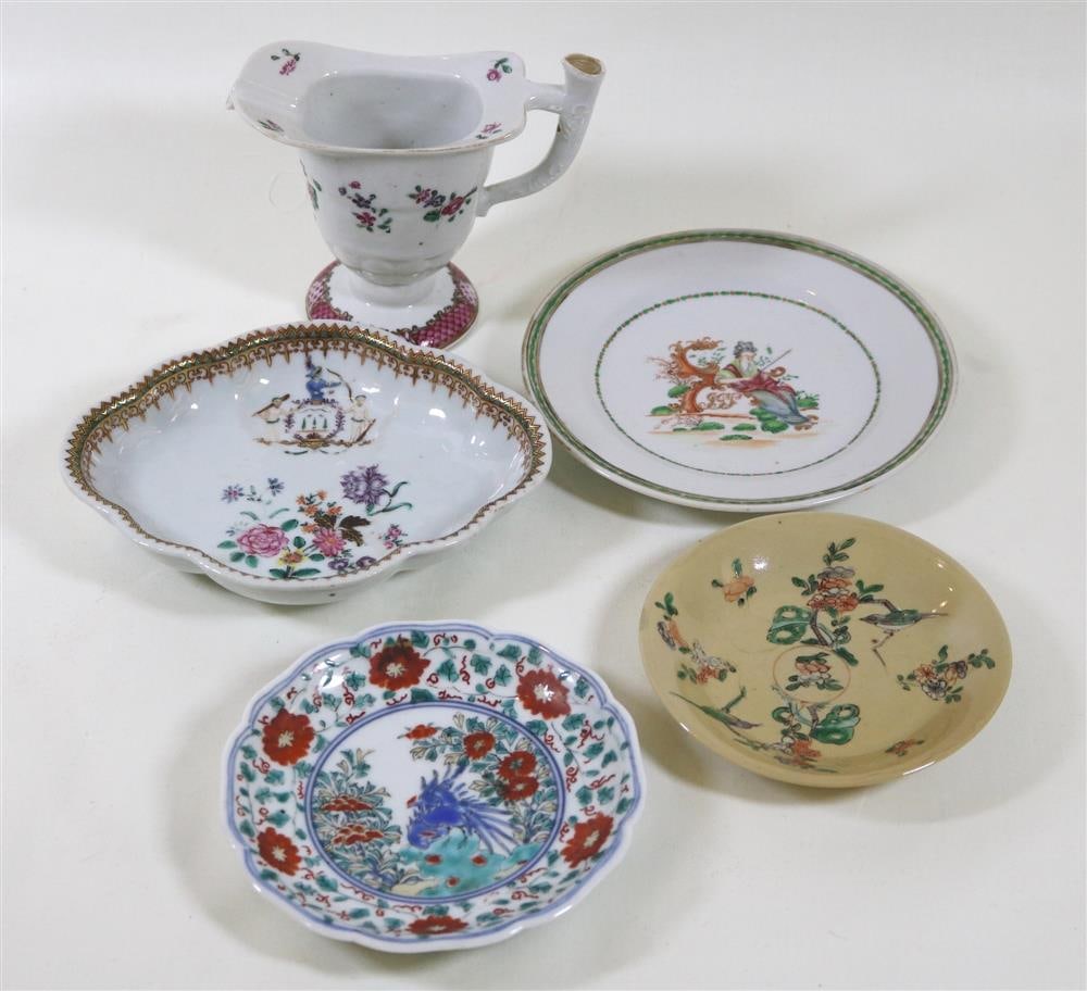 THREE ITEMS 18TH CENTURY CHINESE EXPORT PORCELAN AND TWO 19TH CENTURY SMALL PLATES, - Lozenge shape (1 of 20)