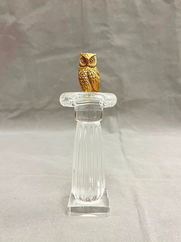 SIGNED STEUBEN COLORLESS CRYSTAL "COLUMN OF THE OWL" WITH 18K YELLOW GOLD SOLID-CAST OWL, James (1 of 4)