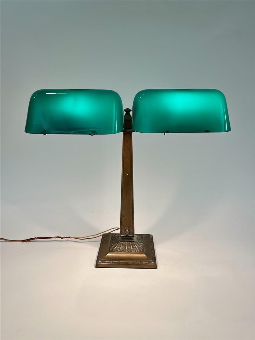 EMERALDLITE DOUBLE-SHADE DESK LAMP WITH SQUARED TAPERING BRASS BASE. - Square base. H: 19 1/4". W: (1 of 10)