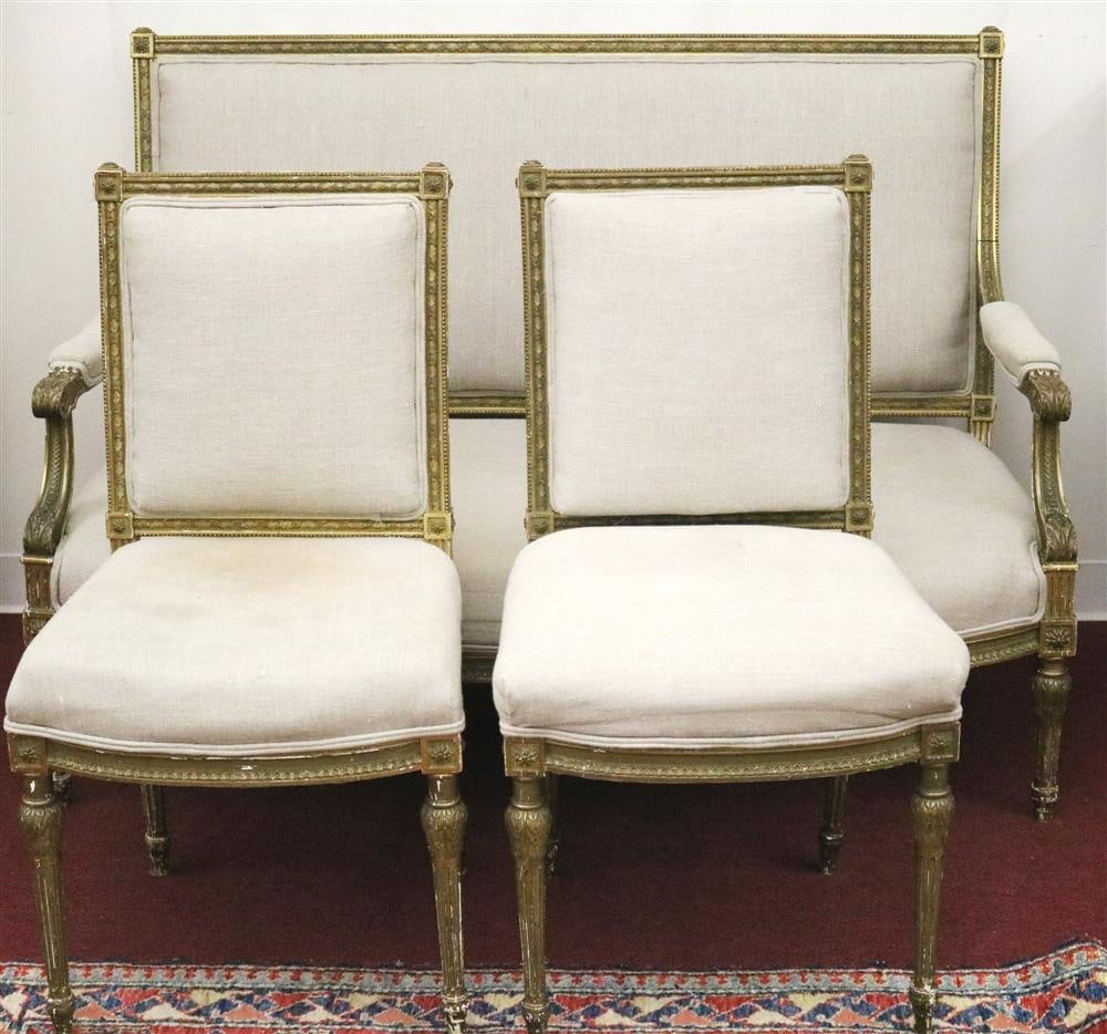 ANGLO-INDIAN NEOCLASSICAL STYLE INLAID, PEDESTAL BASE CHESS TABLE AND PLAYING PIECES, - H: 27"; top, (1 of 10)