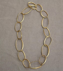 CONTEMPORARY SIGNED DESIGNER 18K (750) YELLOW GOLD FLEXIBLE OVAL-LINK CHOKER, - L: 21 1/4 in. Wt. 1