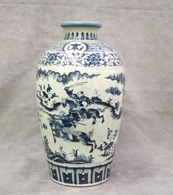 KOREAN BLUE AND WHITE PORCELAIN OVOID VASE. - H: 21 1/4".