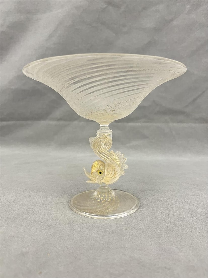 VENETIAN GOLD-FLECKED GLASS COMPOTE WITH DOLPHIN SUPPORT. - H: 5 7/8". (1 of 2)