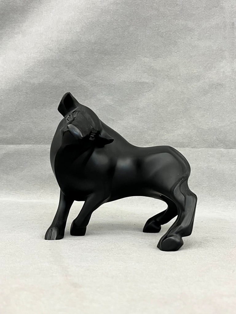 SIGNED LALIQUE BLACK CRYSTAL AUROCH TAUREAU (BULL) FIGURE. - L: 5 1/2". (1 of 7)