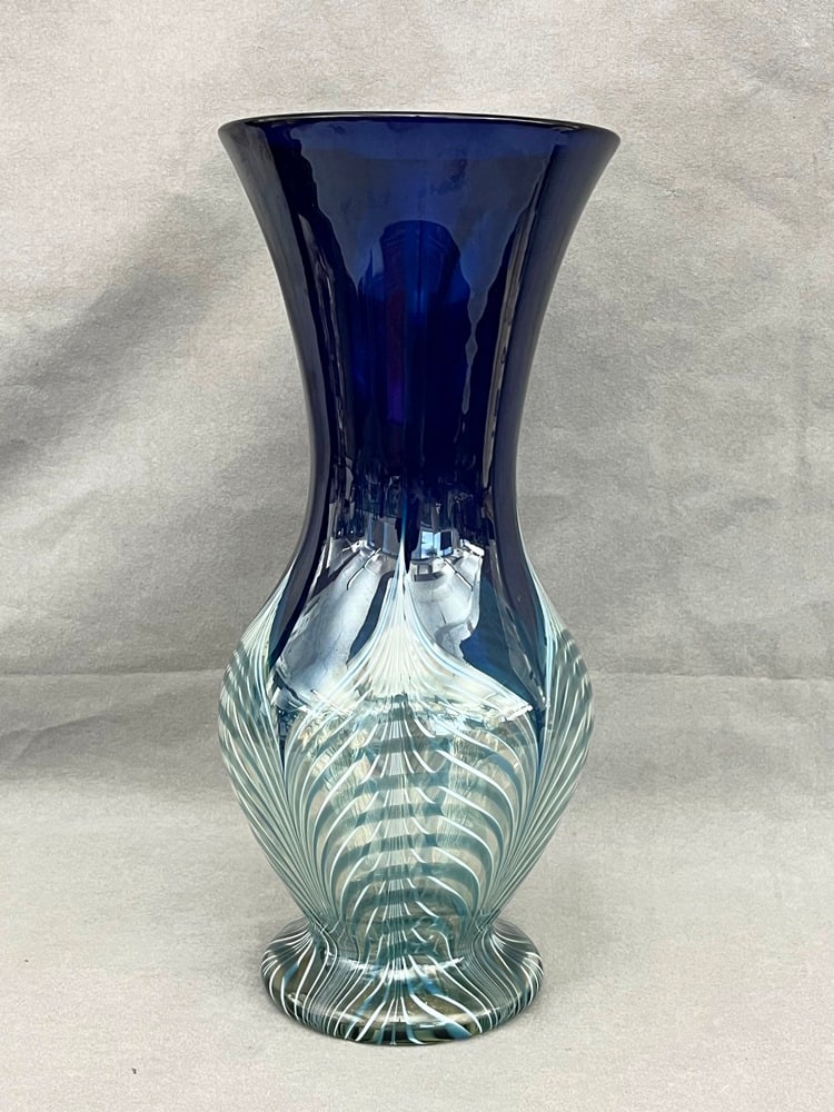 DURAND PULLED PEACOCK FEATHER ART GLASS VASE, (1 of 4)