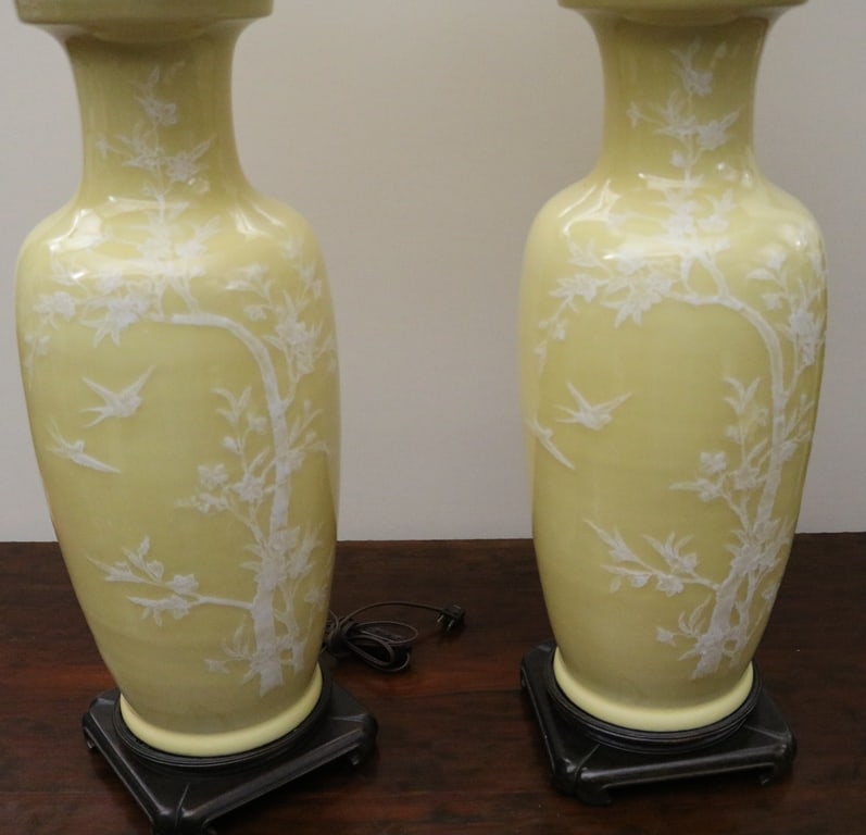 PAIR CHINESE STYLE YELLOW GLAZED PORCELAIN BALUSTER-FORM TABLE LAMPS. (1 of 7)