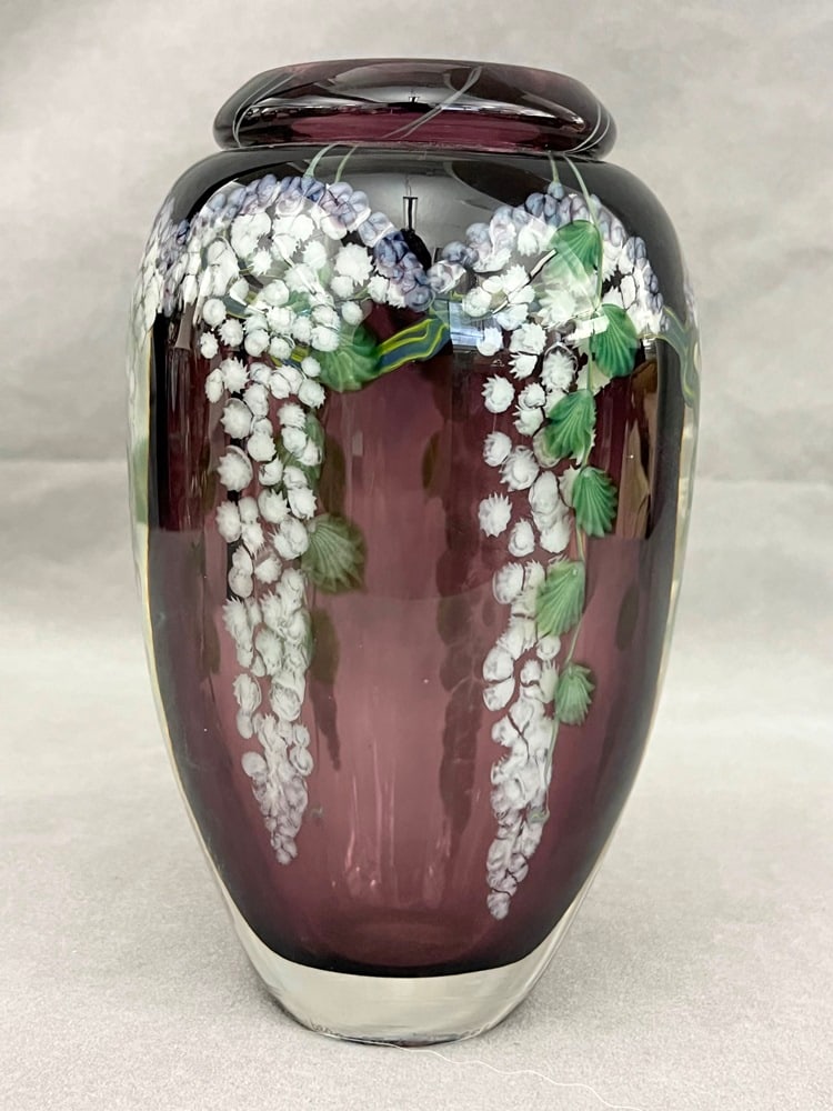 DANIEL SALAZAR FOR LUNDBERG STUDIOS ART GLASS WISTERIA VASE. - 7 3/8 in. x 4 1/4 in. (1 of 6)