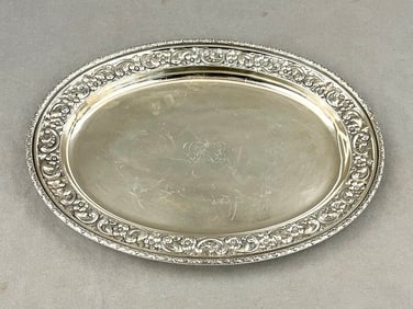 DOMINICK & HAFF STERLING SILVER OVAL PLATTER, late 19th century. - L: 14 in. Wt: 27 troy oz.