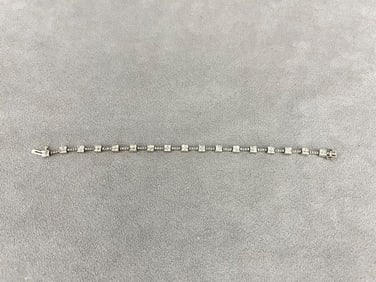 14K WHITE GOLD AND DIAMOND FLEXIBLE-LINK BRACELET,
