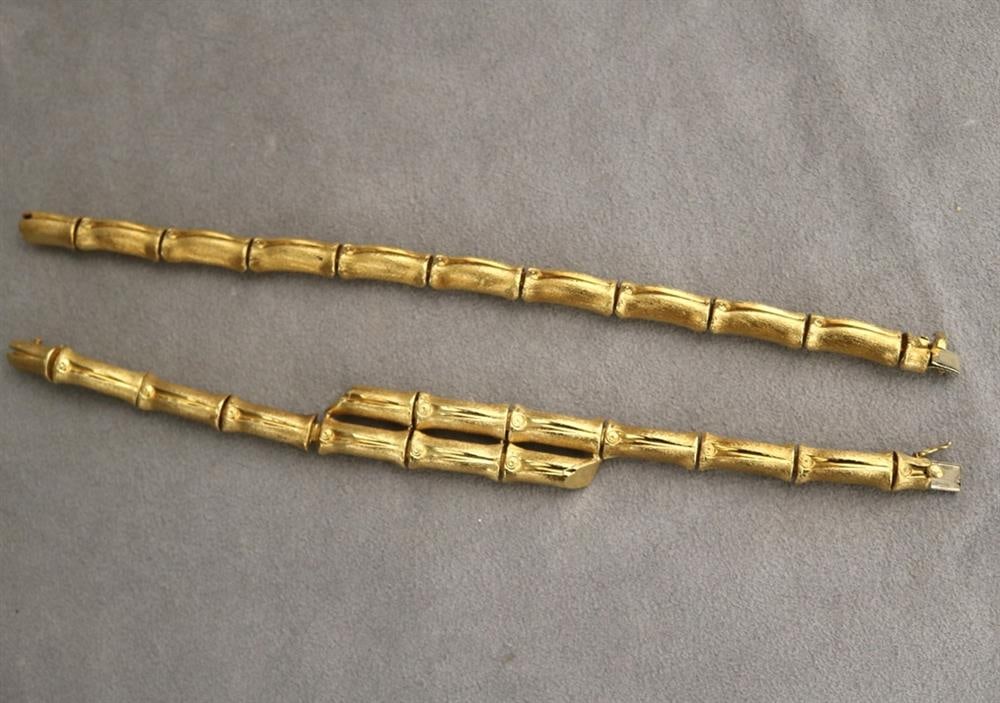 PAIR 18K (750) FLORENTINE-TEXTURE BAMBOO FLEXIBLE-LINK BRACELETS JOINABLE AS CHOKER,: PAIR 18K (750) FLORENTINE-TEXTURE BAMBOO FLEXIBLE-LINK BRACELETS JOINABLE AS CHOKER. Concealed tongue-and-groove clasp. L: 16 5/8". W: 5/32". Wt: 1 oz. 18 dwt.
