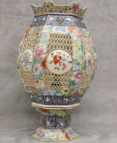CHINESE FAMILLE ROSE HEXAGONAL PORCELAIN RETICULATED BRIDE'S LANTERN