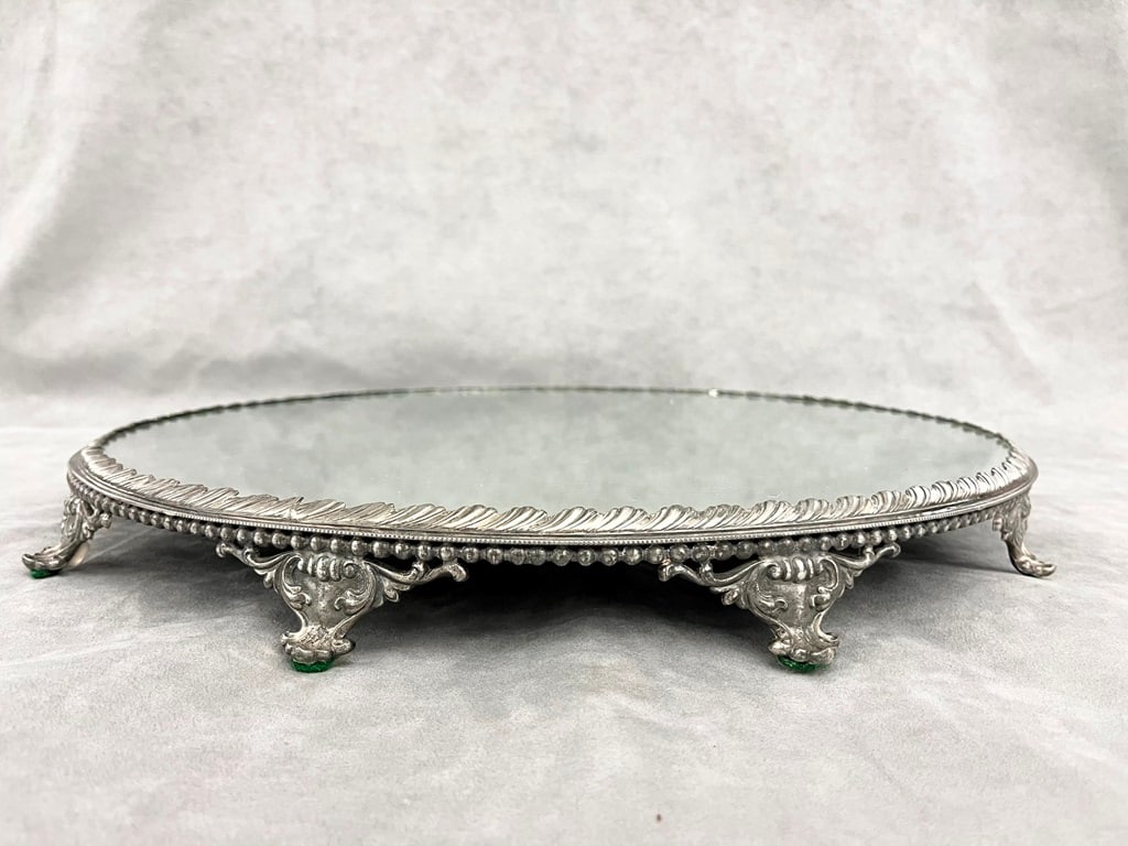 GEORGE II STYLE SILVER-PLATED CIRCULAR MIRRORED PLATEAU, - D: 18 1/4. (1 of 2)