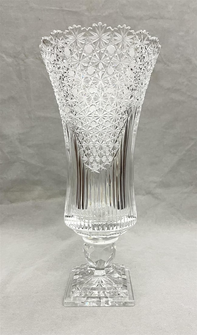 SIGNED RUSSIAN CUT COLORLESS CRYSTAL FLARING PEDESTAL VASE BASE, - H: 17 in.: SIGNED RUSSIAN CUT COLORLESS CRYSTAL FLARING PEDESTAL VASE BASE. - H: 17 in.